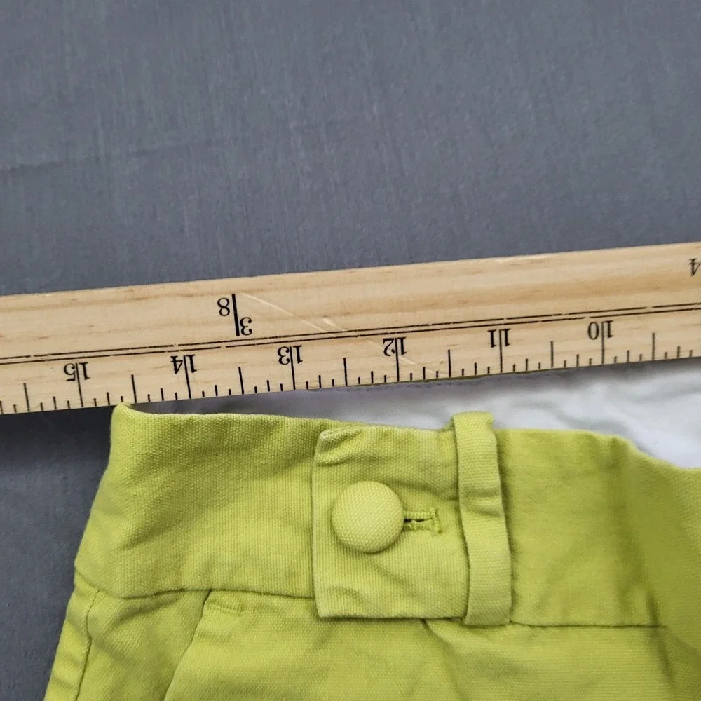 Banana Republic Ryan Fit Chartreuse Green Chino Shorts Womens Sz 6 Cotton Blend